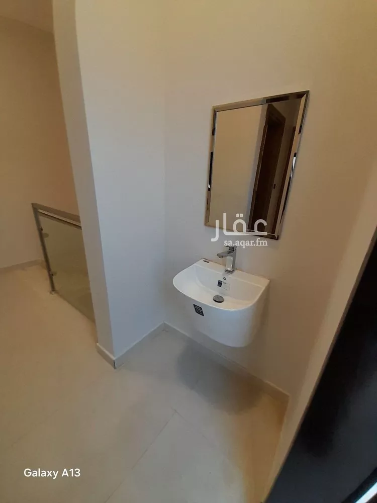 Floor for Sale in Riyadh Okaz صورة 2