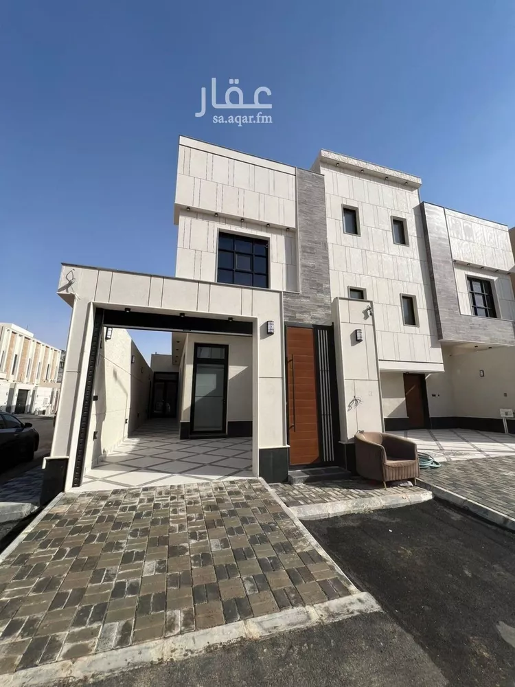 دور للبيع في شارع القلاع, حي الجنادرية, مدينة الرياض, منطقة الرياض 1 صورة