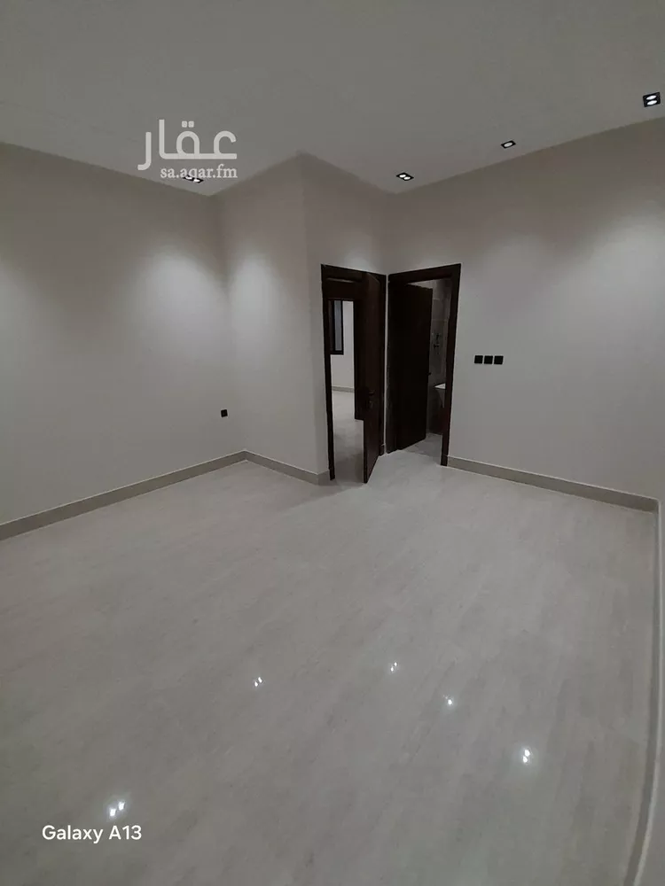 دور للبيع في شارع حسن بن عبدالوهاب, حي طويق, مدينة الرياض, منطقة الرياض صورة 2