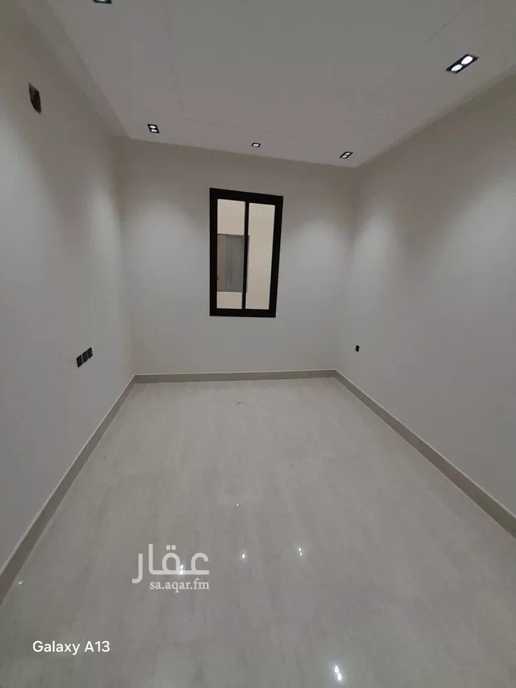 Floor for Sale in Riyadh Tuwaiq 16