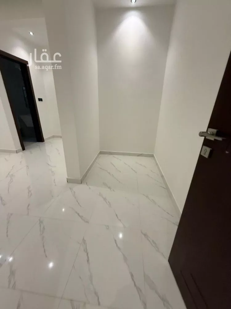 شقة للبيع في شارع القلاع, حي بدر, مدينة الرياض, منطقة الرياض صورة 3