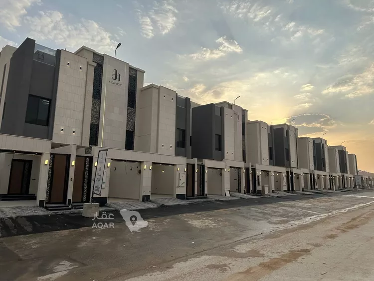 دور للبيع في شارع الحاسب, حي ديراب, مدينة الرياض, منطقة الرياض 12