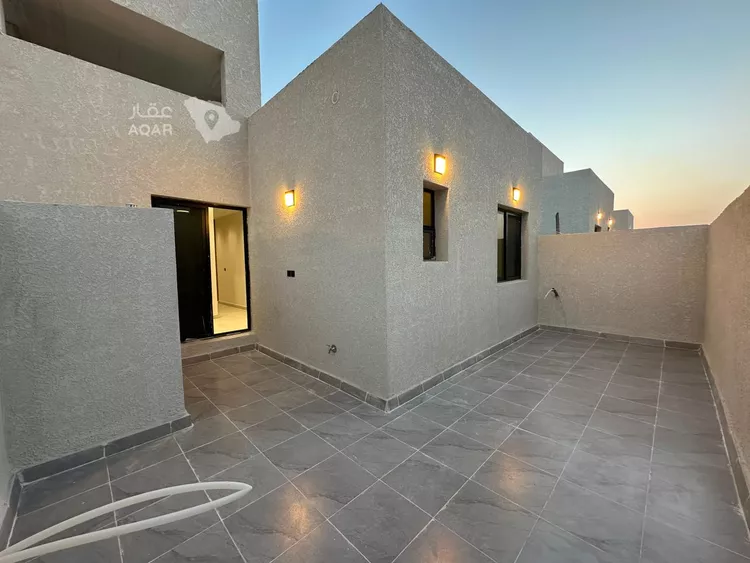 دور للبيع في شارع الحاضرة, حي ديراب, مدينة الرياض, منطقة الرياض 25