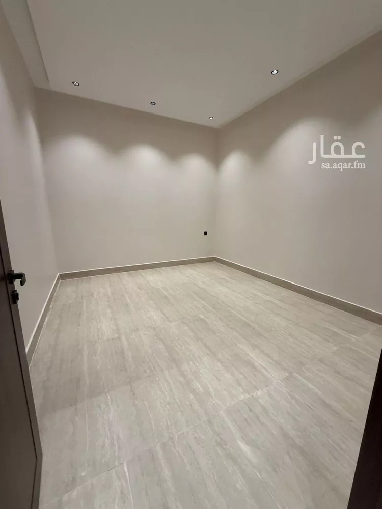 فيلا للبيع في شارع خلف بن معدان, حي بدر, مدينة الرياض, منطقة الرياض صورة 2