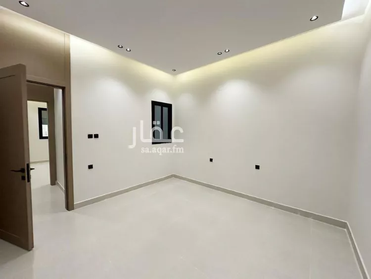 دور للبيع في شارع الغدير, حي طويق, مدينة الرياض, منطقة الرياض صورة 5