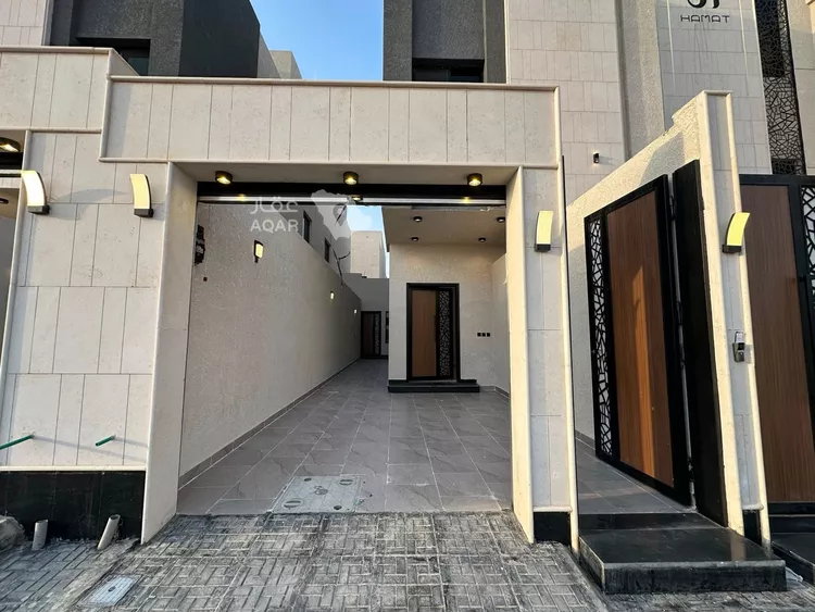 Floor for Sale in Riyadh Dirab