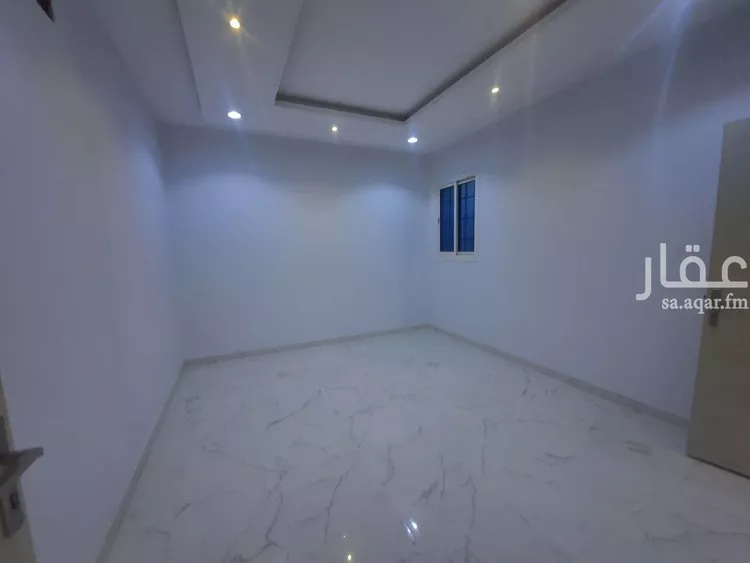 شقة للإيجار في شارع عقبه بن عثمان بن خلده, حي العوالي, مدينة الرياض, منطقة الرياض صورة 3