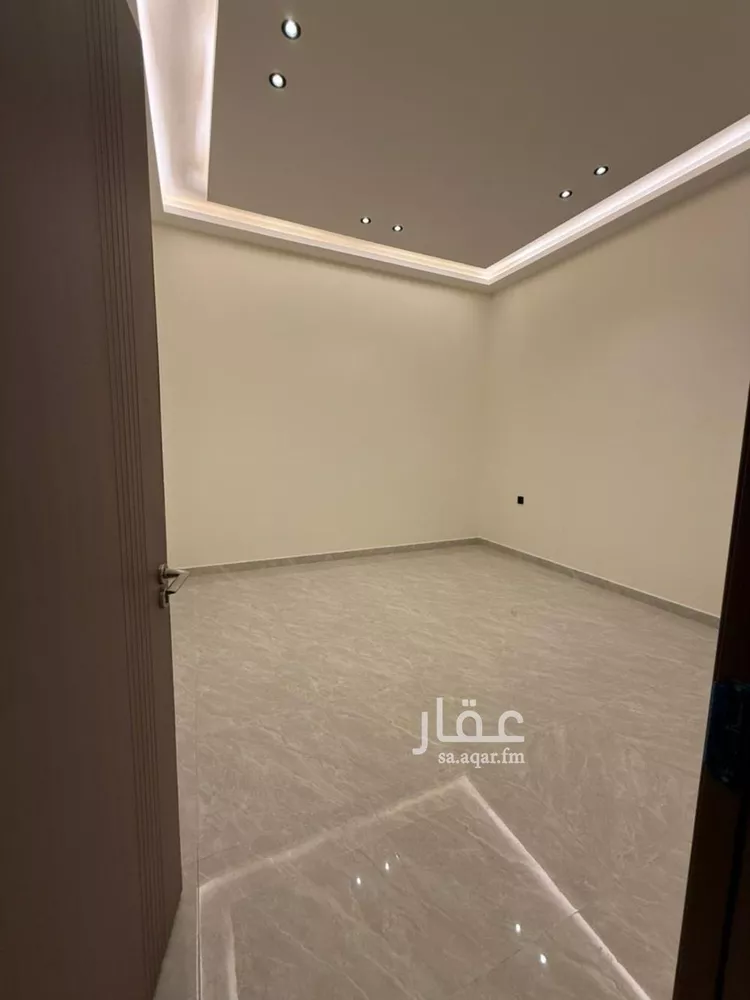 Floor for Sale in Riyadh Badr 10