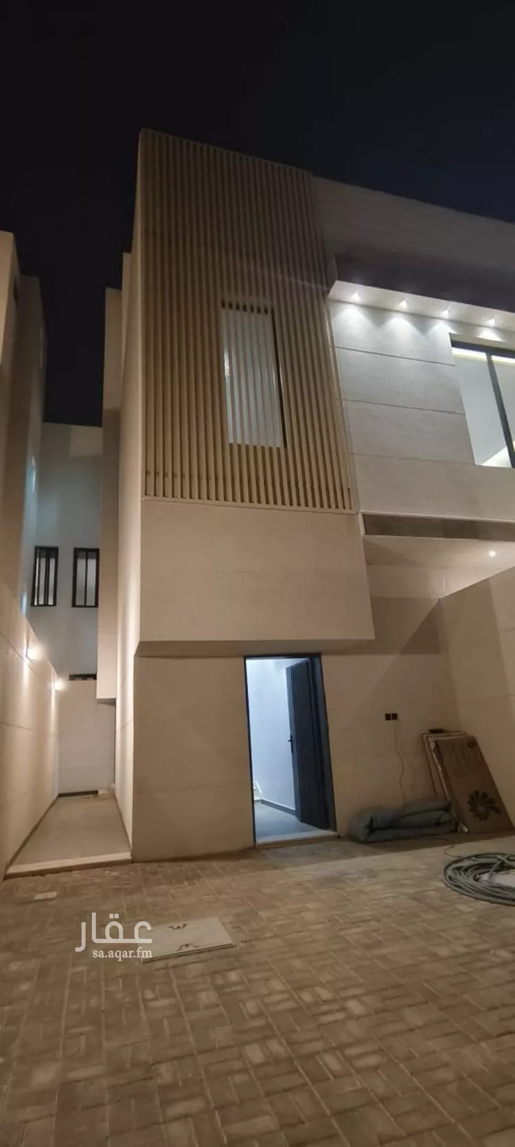 Floor for Sale in Riyadh Tuwaiq