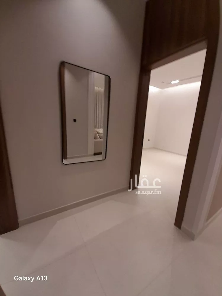 Floor for Sale in Riyadh Okaz 16