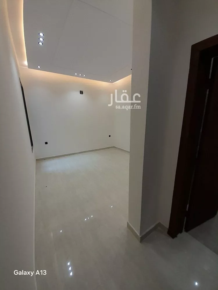 دور للبيع في شارع اللثامة, حي الحزم, مدينة الرياض, منطقة الرياض 6