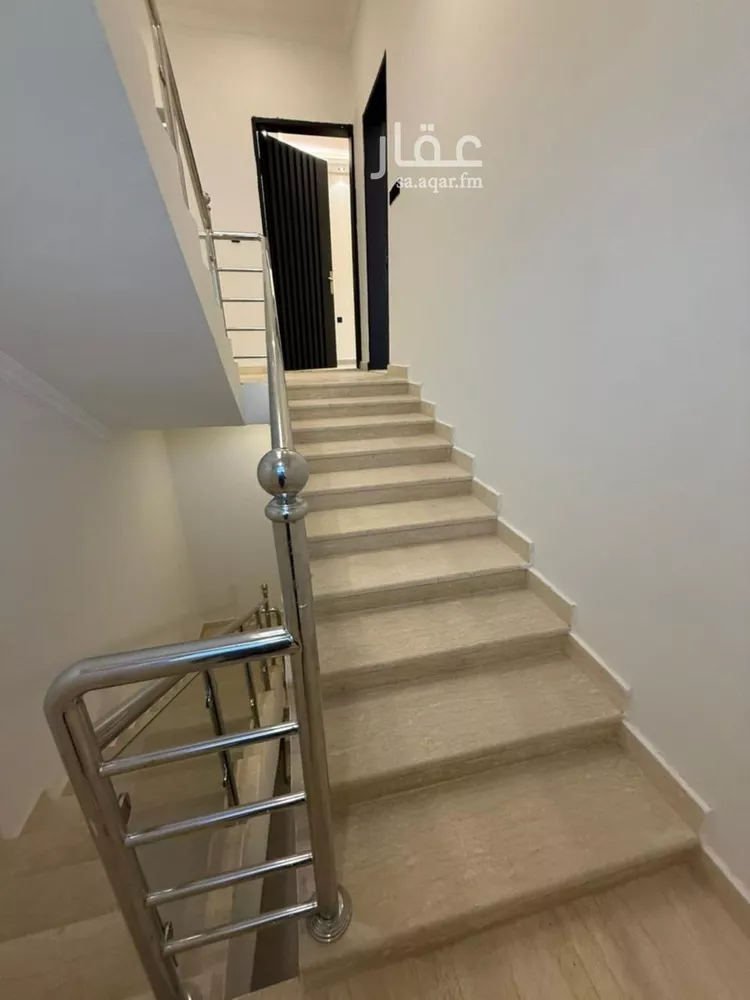 Floor for Sale in Riyadh Badr 11