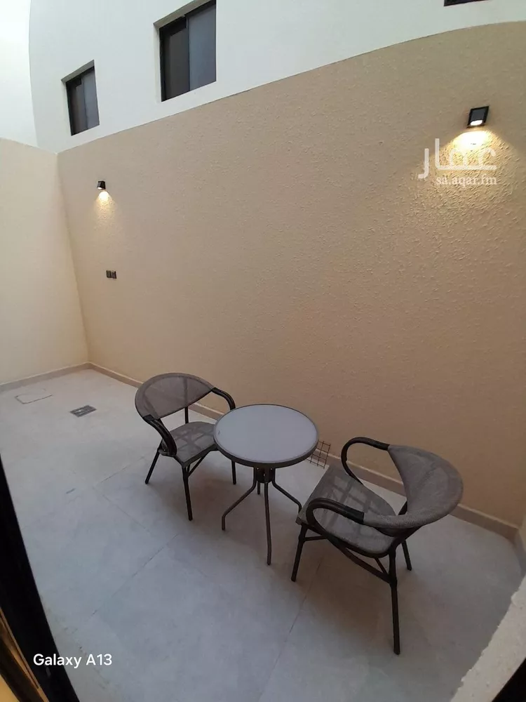 دور للبيع في شارع عبدالرحمن الرازي, حي عكاظ, مدينة الرياض, منطقة الرياض 15