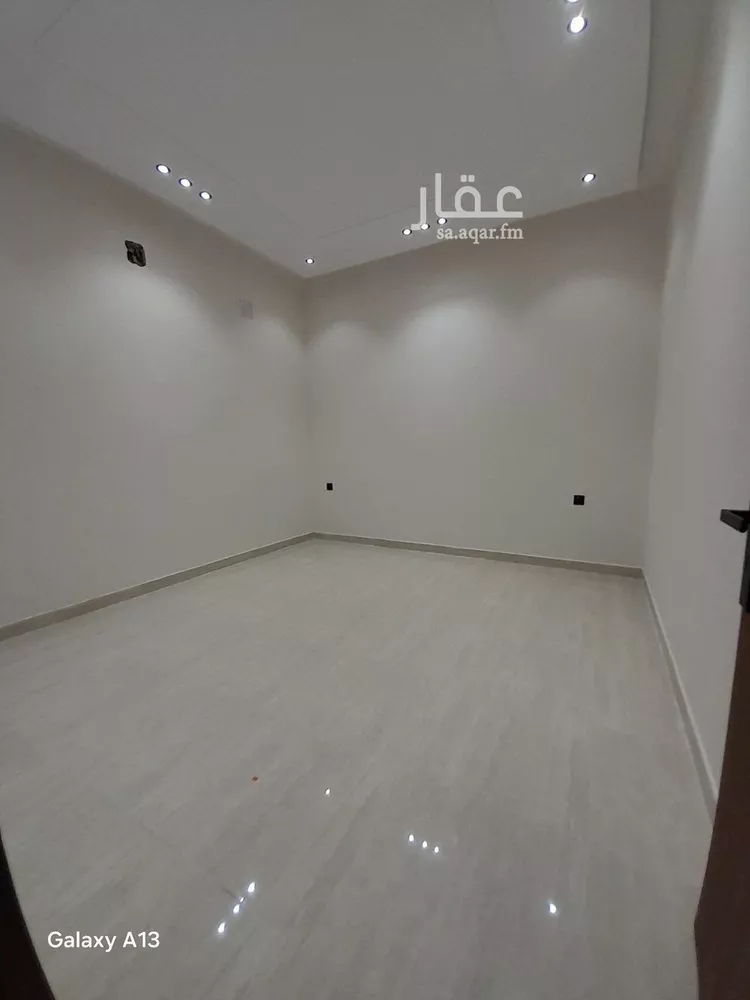 دور للبيع في شارع اللثامة, حي الحزم, مدينة الرياض, منطقة الرياض 7
