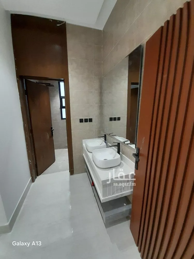 دور للبيع في شارع حسن بن عبدالوهاب, حي طويق, مدينة الرياض, منطقة الرياض صورة 3