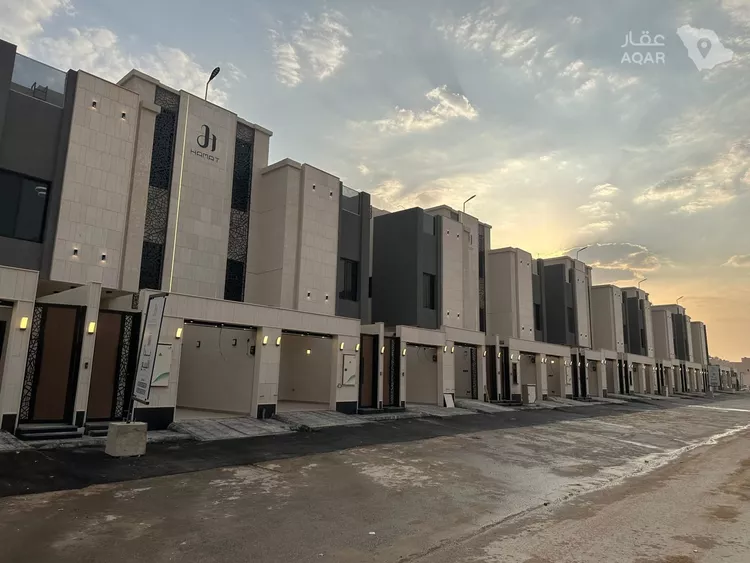 دور للبيع في شارع الحاسب, حي ديراب, مدينة الرياض, منطقة الرياض صورة 2