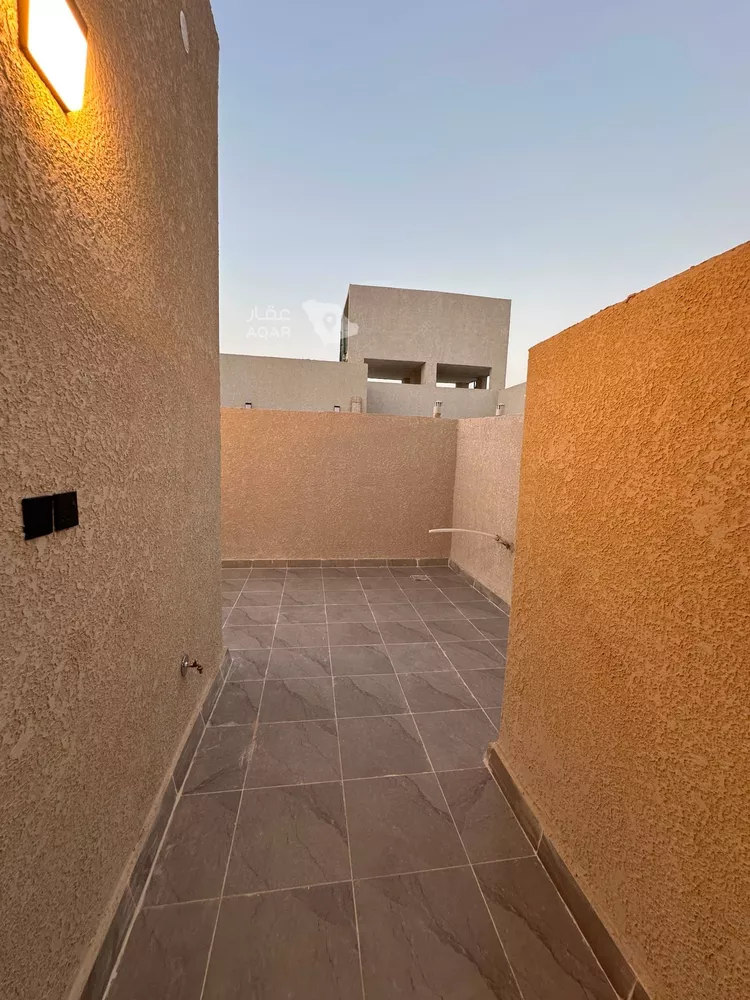 دور للبيع في شارع الحاضرة, حي ديراب, مدينة الرياض, منطقة الرياض 23