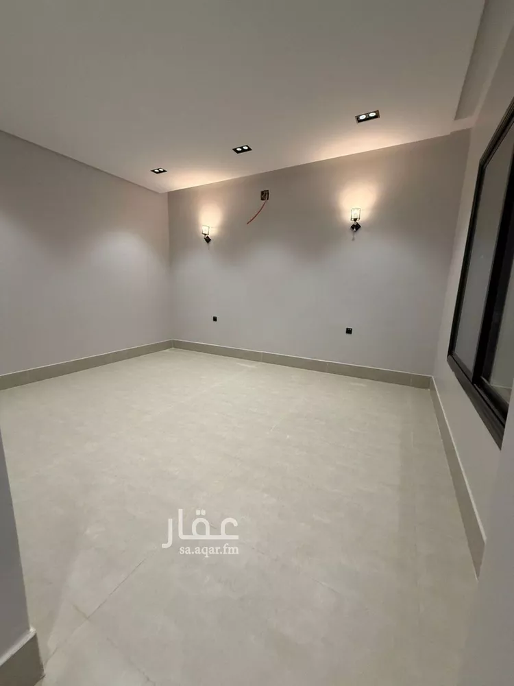 فيلا للبيع في شارع حسين الأبريقي, حي عكاظ, مدينة الرياض, منطقة الرياض 13