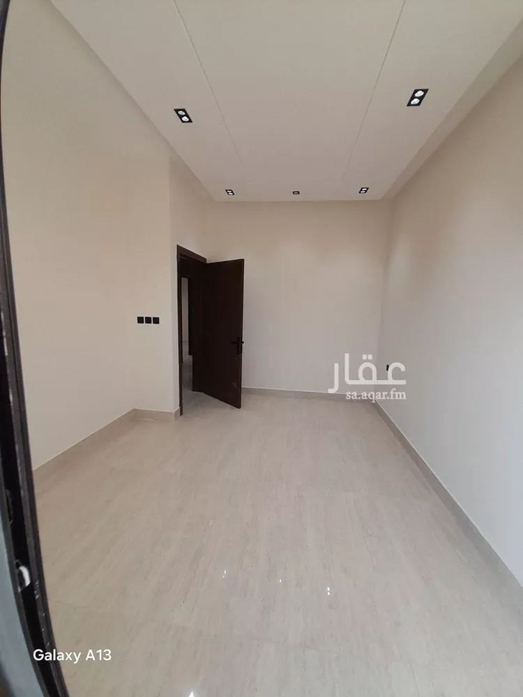 Apartment for Sale in Riyadh Tuwaiq 10