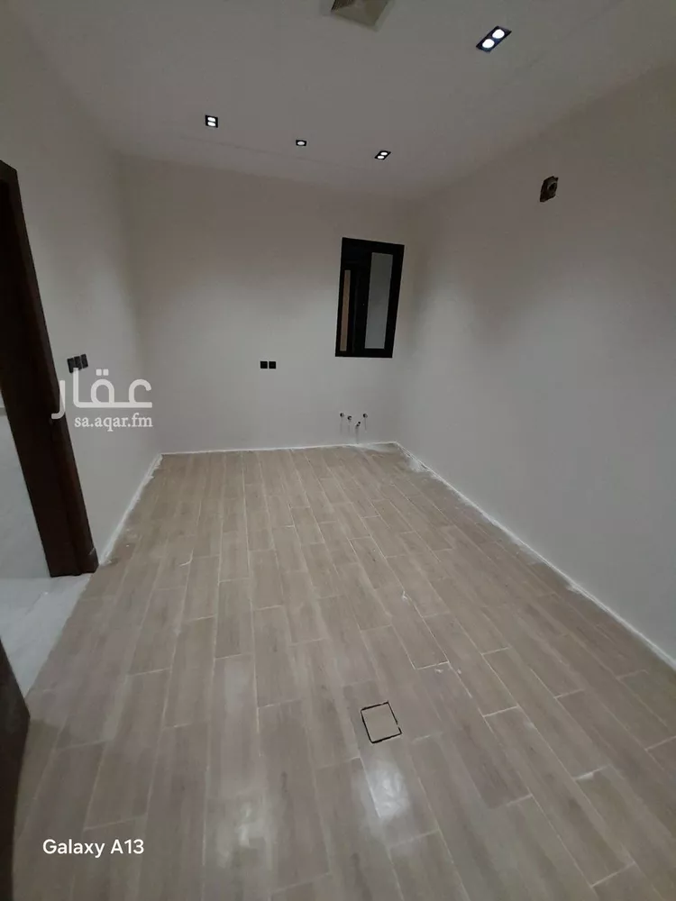 Floor for Sale in Riyadh Tuwaiq 7