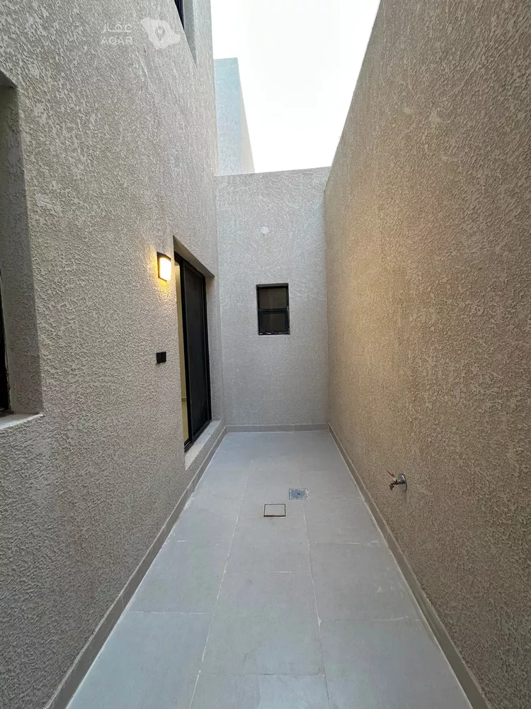دور للبيع في شارع الحاسب, حي ديراب, مدينة الرياض, منطقة الرياض 25
