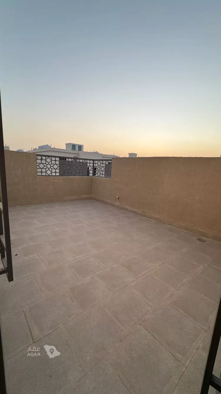 دور للبيع في شارع وادي حلي, حي ديراب, مدينة الرياض, منطقة الرياض 10