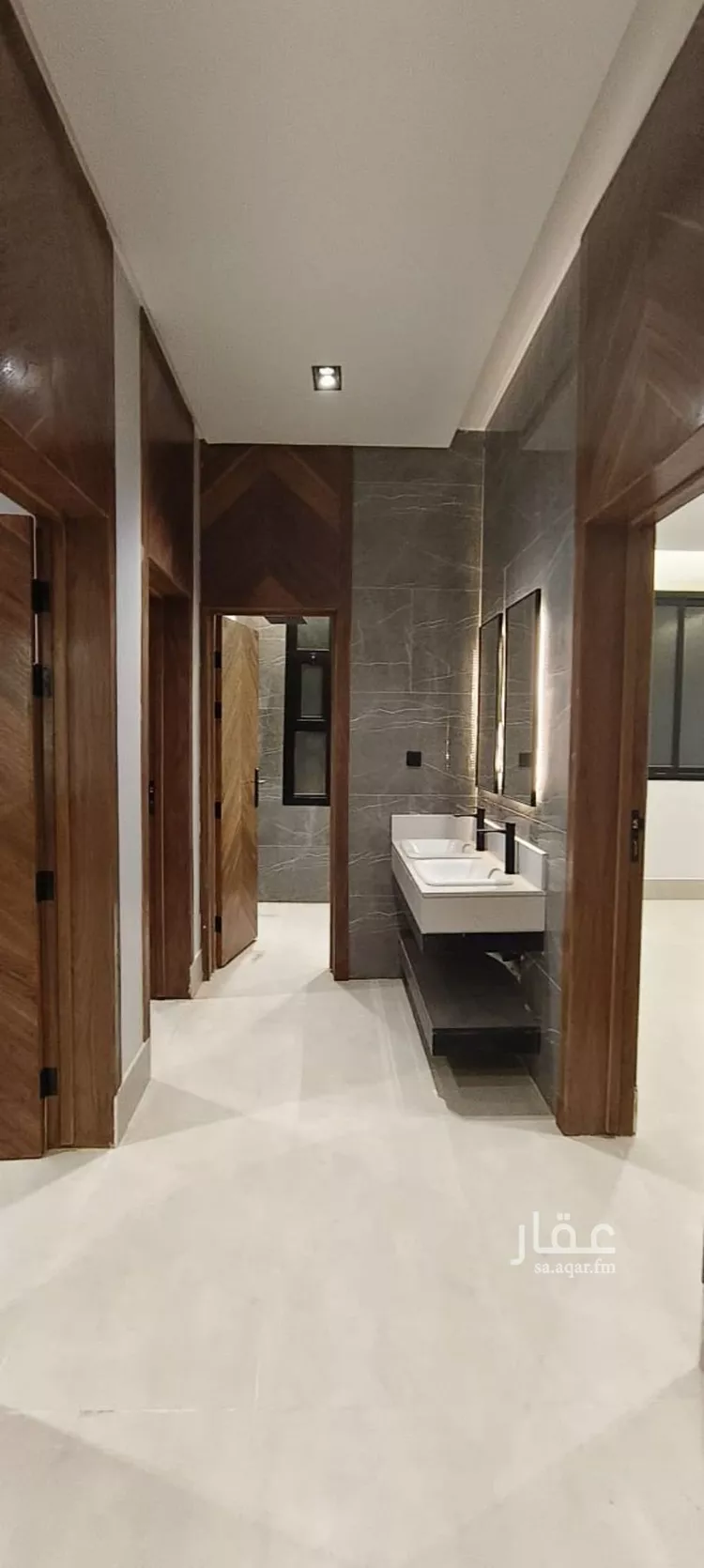 Floor for Sale in Riyadh Tuwaiq 14