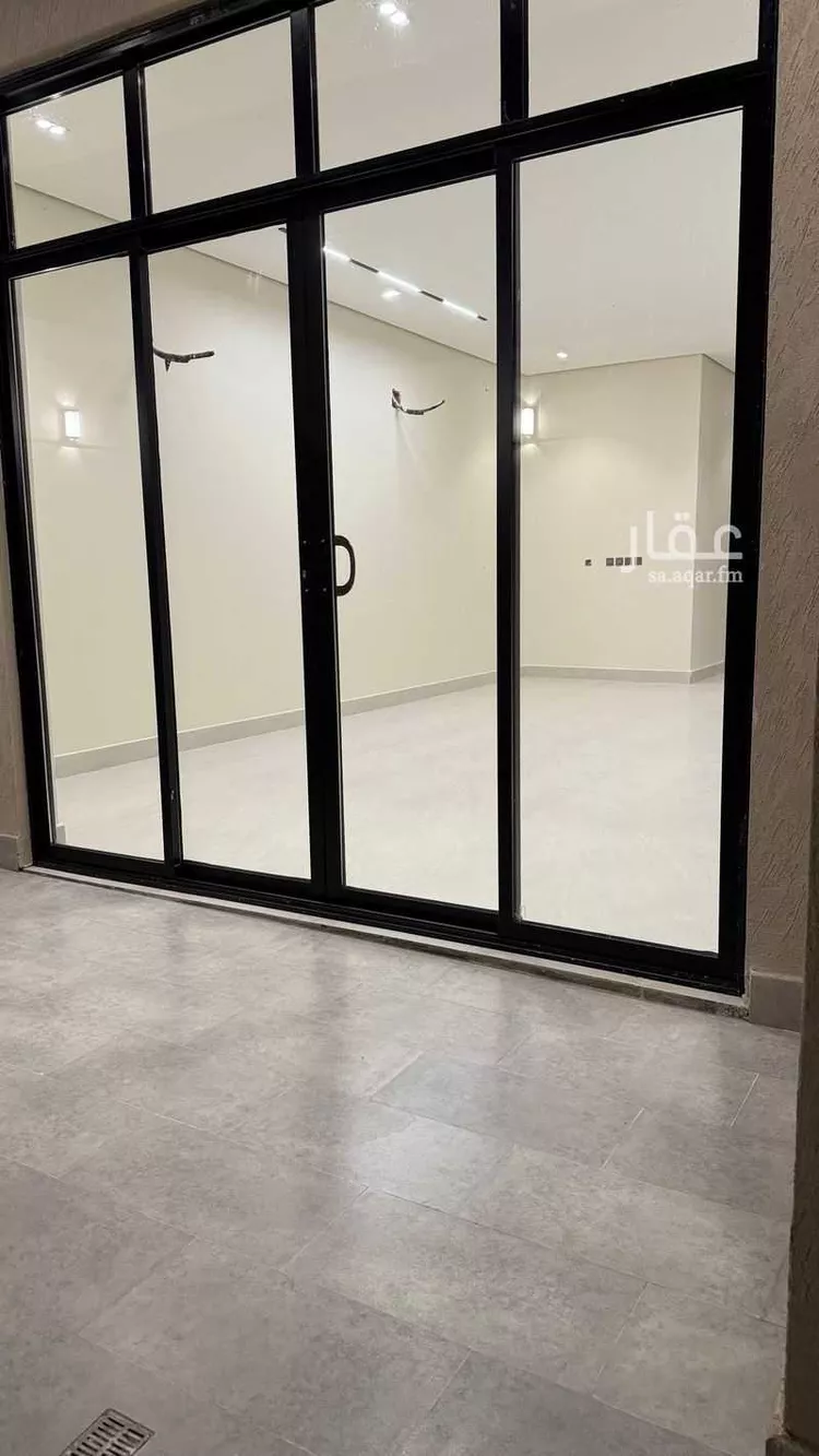 فيلا للبيع في شارع المغزل, حي اليرموك, مدينة الرياض, منطقة الرياض صورة 2