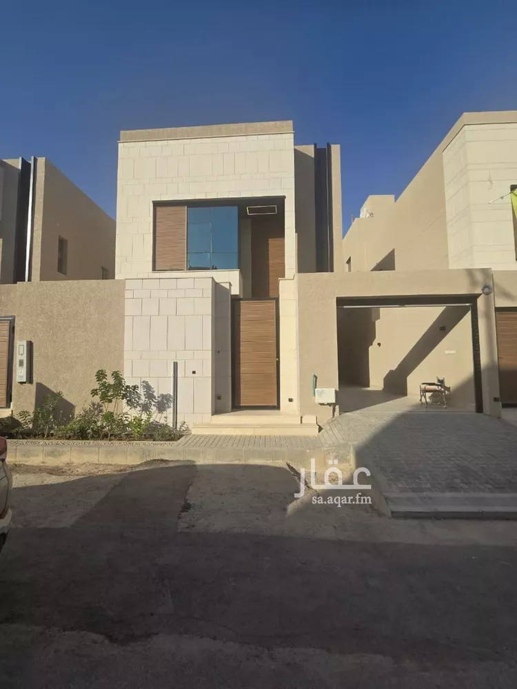 Villa for Sale in Riyadh Al Qirawan