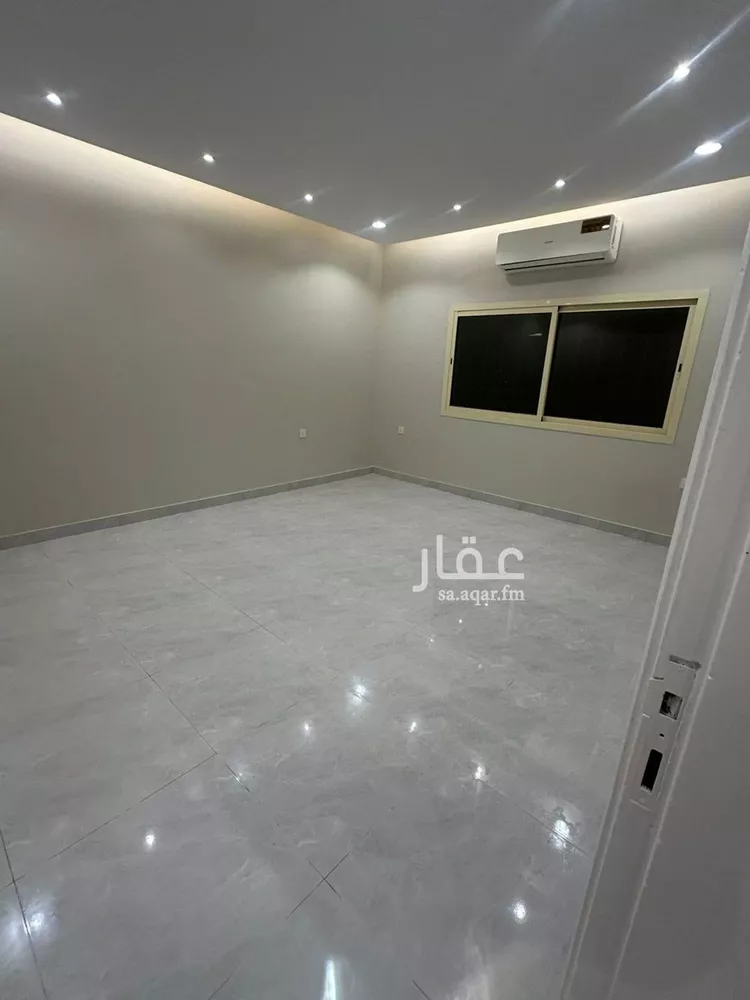 شقة للإيجار في شارع الشيخ عثمان بن ابراهيم الحقيل, حي الملك فهد, مدينة الرياض, منطقة الرياض