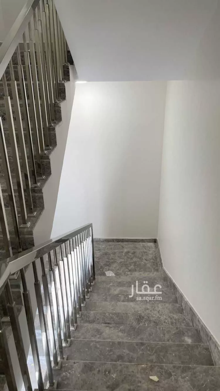 Floor for Sale in Buraydah Az Zarqa 7