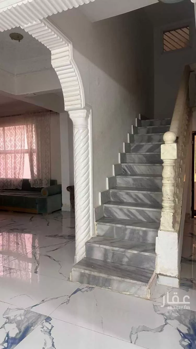 فيلا للبيع في شارع عمر بن الخطاب, حي النهضة, مدينة بريده, منطقة القصيم صورة 5