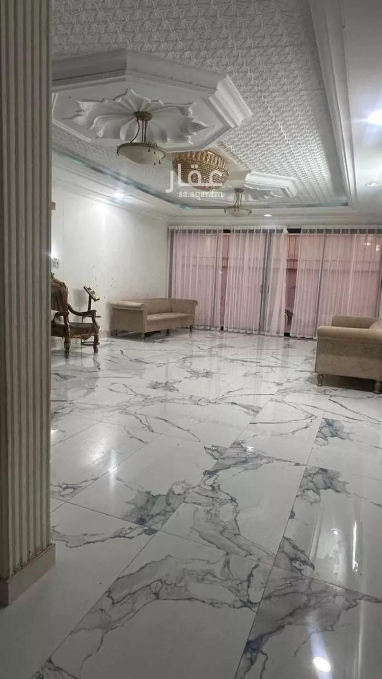فيلا للبيع في شارع عمر بن الخطاب, حي النهضة, مدينة بريده, منطقة القصيم صورة 3