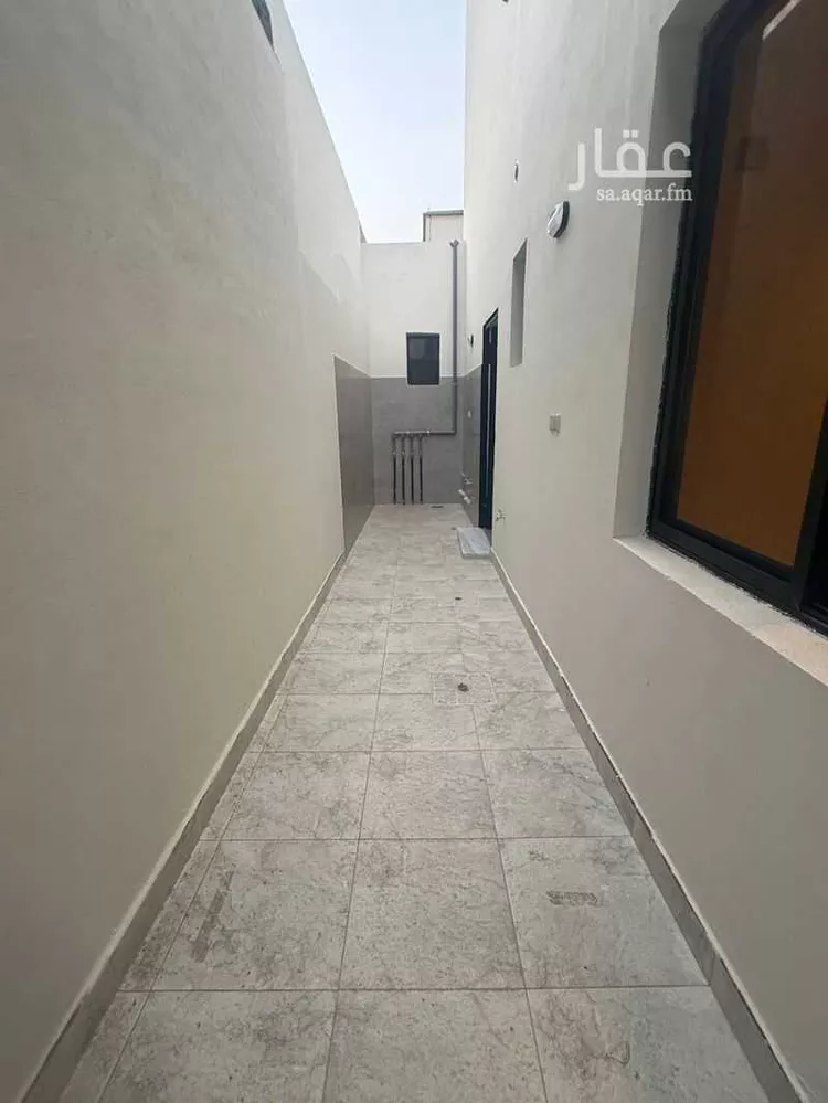 دور للبيع في شارع عويمر ابن مالك ابن زيد, حي الصفراء, مدينة بريدة, منطقة القصيم صورة 2