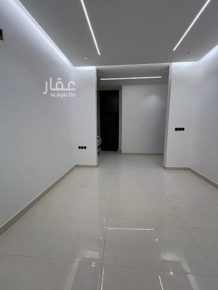 فيلا للبيع في شارع الضياء, حي الجنادرية, مدينة الرياض, منطقة الرياض 8