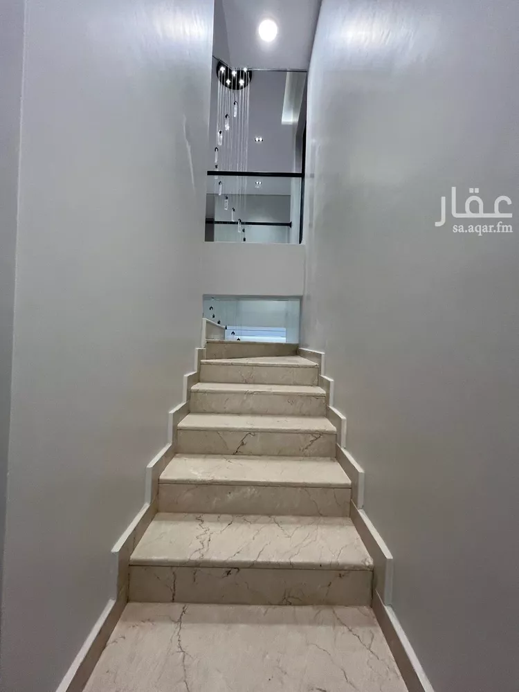 Villa for Sale in Riyadh Al Janadriyah 23
