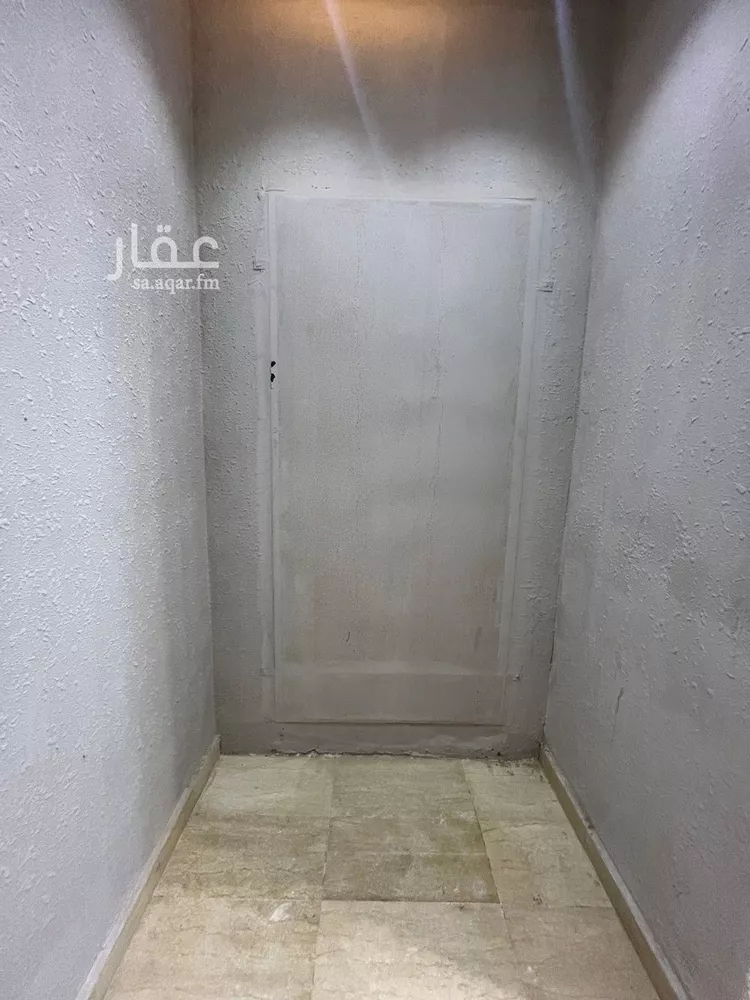 Floor for Sale in Riyadh Al Janadriyah 20