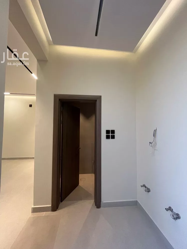 دور للبيع في شارع رقم 160, حي الجنادرية, مدينة الرياض, منطقة الرياض صورة 5