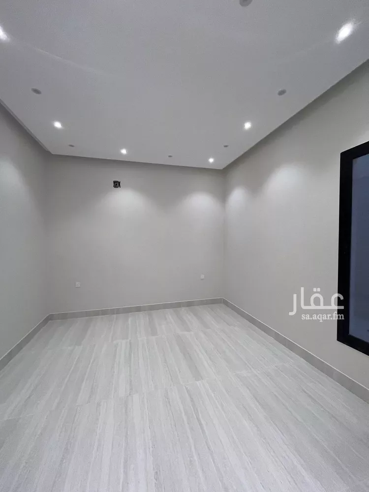 فيلا للبيع في شارع عياض بن خويلد, حي النظيم, مدينة الرياض, منطقة الرياض 15