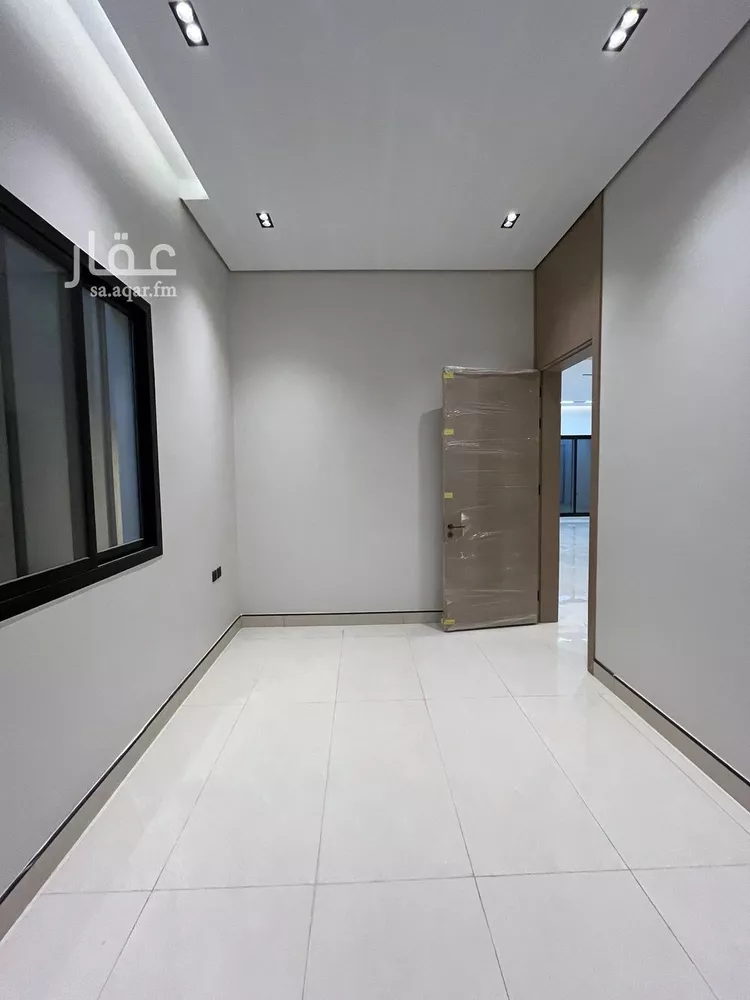 Villa for Sale in Riyadh Al Janadriyah 16