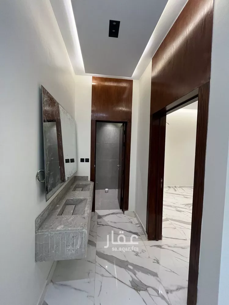 فيلا للبيع في شارع المطلاع, حي الجنادرية, مدينة الرياض, منطقة الرياض 18