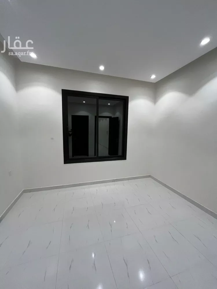 فيلا للبيع في شارع عمر ابن حبيب, حي الجنادرية, مدينة الرياض, منطقة الرياض 24