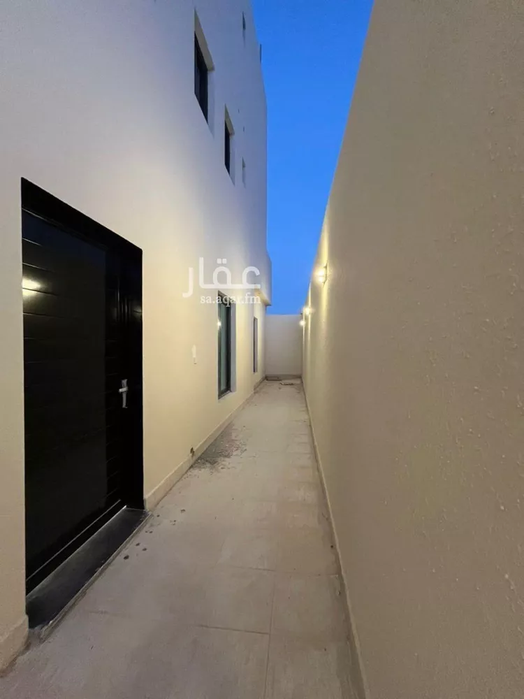 فيلا للبيع في شارع عياض بن خويلد, حي النظيم, مدينة الرياض, منطقة الرياض 19