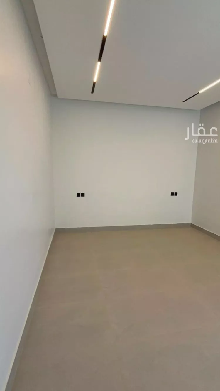دور للبيع في شارع 553, حي الجنادرية, مدينة الرياض, منطقة الرياض 9