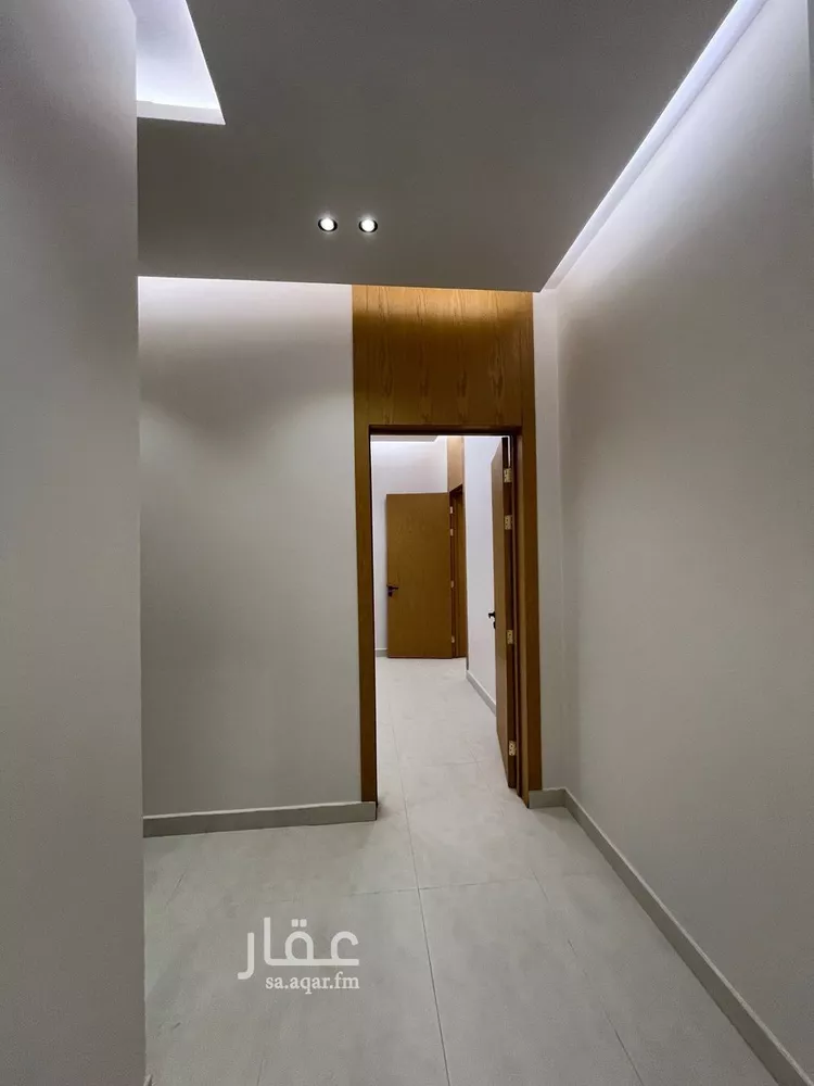 Floor for Sale in Riyadh Al Janadriyah ุตูุฑุฉ 4