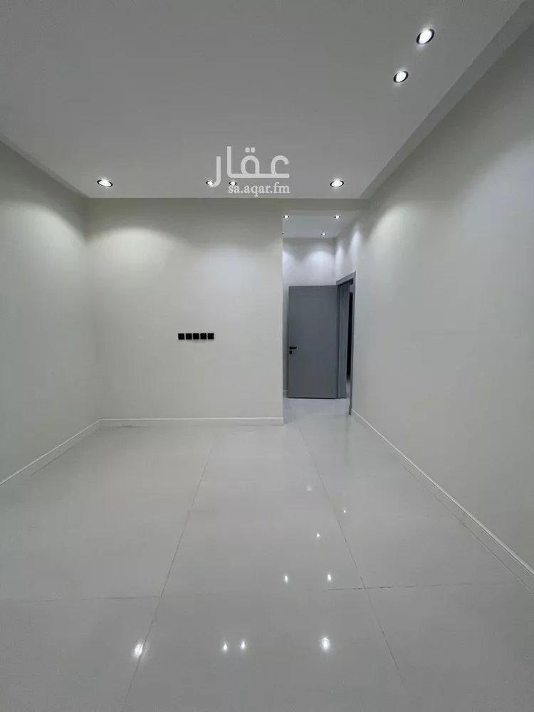 دور للبيع في شارع عبدالله بن عامر بن ربيعة, حي النخبة, مدينة الرياض, منطقة الرياض 25