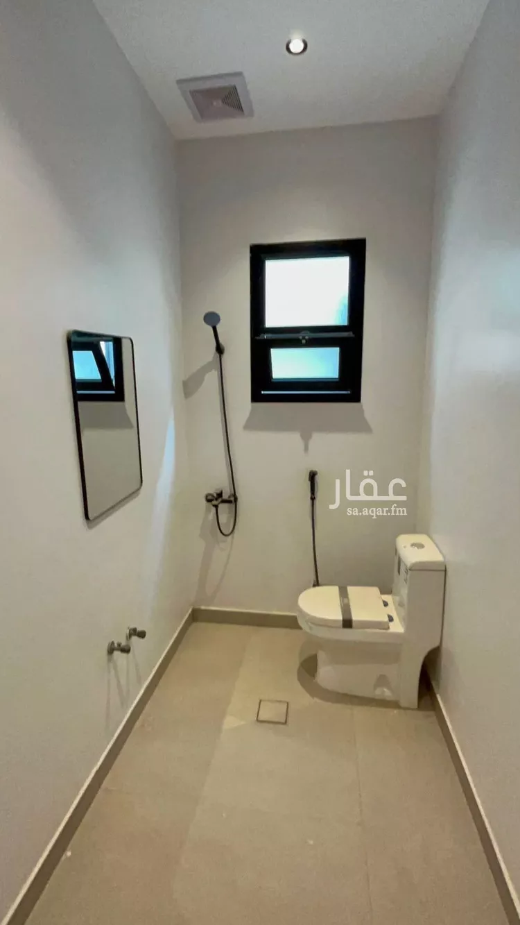 دور للبيع في شارع 553, حي الجنادرية, مدينة الرياض, منطقة الرياض 10