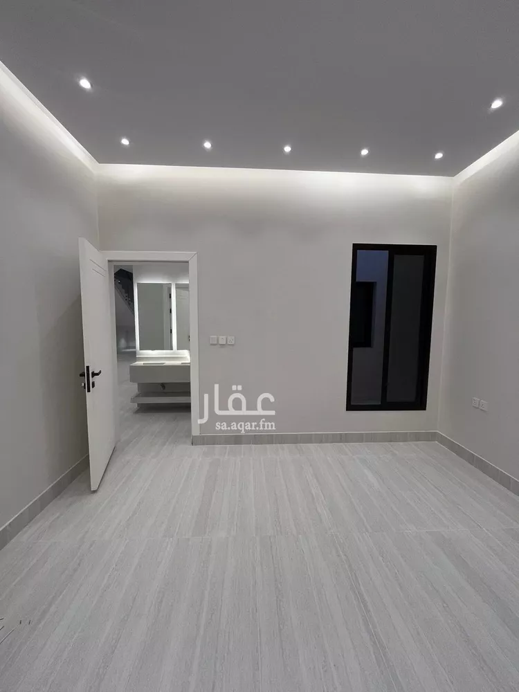 فيلا للبيع في شارع عياض بن خويلد, حي النظيم, مدينة الرياض, منطقة الرياض 12