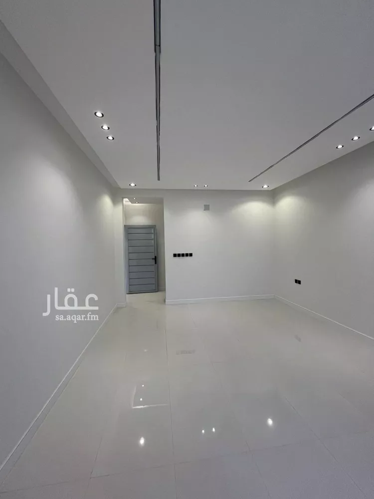 شقة للبيع في شارع عبدالله بن عامر بن ربيعة, حي النخبة, مدينة الرياض, منطقة الرياض صورة 4