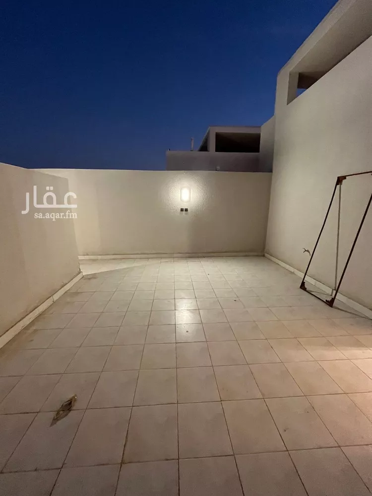 شقة للبيع في شارع عمر ابن حبيب, حي الجنادرية, مدينة الرياض, منطقة الرياض 19
